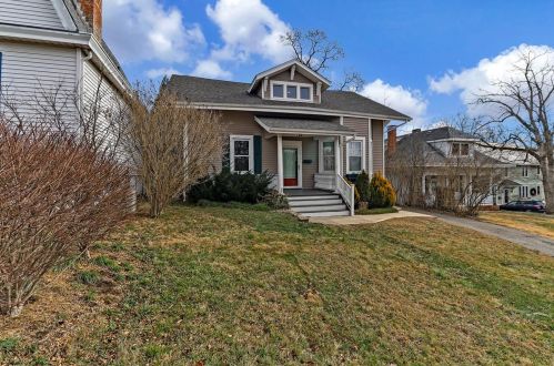 5650 Glenview Ave, Cincinnati, OH 45224-2810