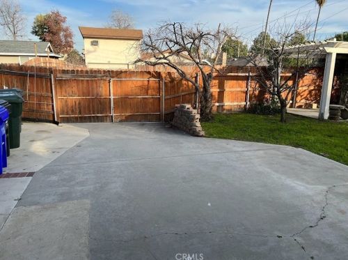 1356 Winston Ct, Upland CA 91786-3215 exterior