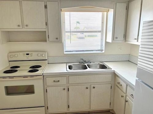 2907 Ashley Dr, West Palm Beach, FL 33415-8535
