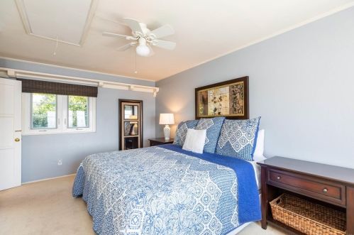 3336 Elliott St, San Diego CA 92106-1326 exterior