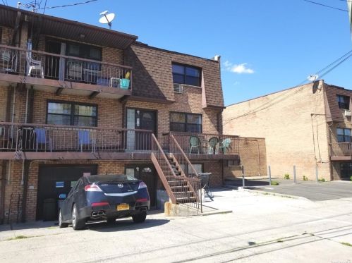 79-09 153rd Ave, Jamaica, NY 11414-1772