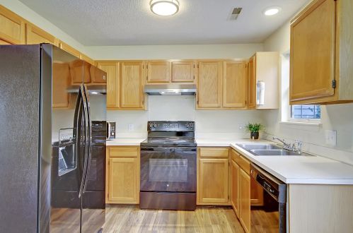 130 Chandler Dr, Ladson SC  29456-4800 exterior