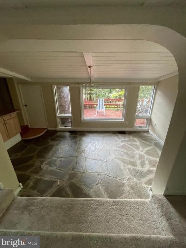 6636 Ridgeway Dr, Springfield VA  22150-4312 exterior