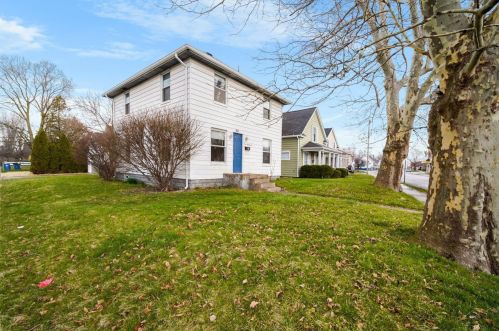 924 4th St, Mishawaka, IN 46544-2729