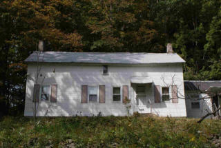 137 Coons Den Rd, Middleburg, NY 12122-3830