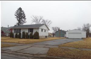 9002 Hilton St, Duluth, MN 55808-1521