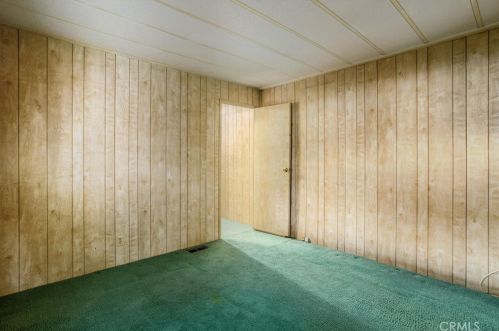 1325 Medallion St, Redlands CA  92374-2666 exterior