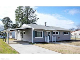 324 Deal Dr, Portsmouth, VA 23701-1308
