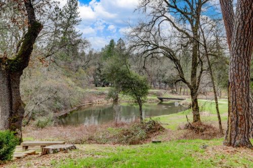 19007 Chickadee Ct, Lake Wildwood CA  95946-9644 exterior