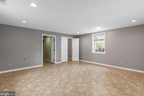 527 Willis St, Fredericksburg VA  22401-5650 exterior