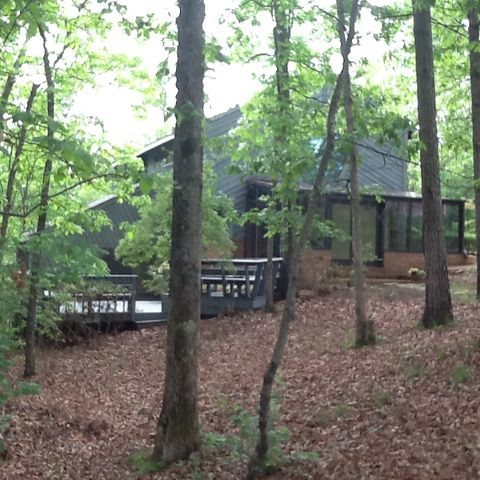 1011 Emory Pl, Anniston, AL 36207-7183