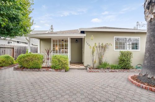 1009 Marsh Rd, Redwood City, CA 94063-4431