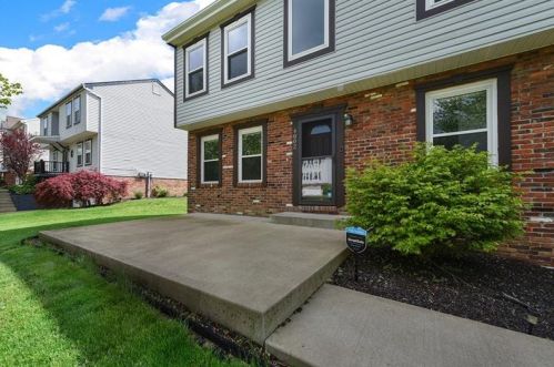 4002 Huron Ct, Cheswick, PA 15024-2336