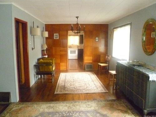 458 St Andrews Rd, Walden NY  12586-2719 exterior