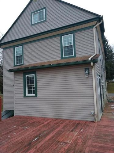 613 Miller Ave, New Castle, PA 16101-1454