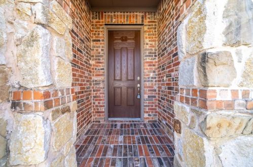 2440 Yuma Dr, Oak Point TX  75068-6654 exterior