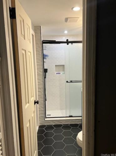 53 Fox Is Rd, Rye Brook NY  10573-5009 exterior