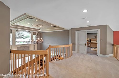 24 Dora Ln, Holmdel Village NJ  07733-1671 exterior