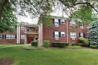 1353 Valley Rd, Wayne NJ  07470-2354 exterior