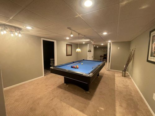 1115 Summit Dr, Waukesha WI  53186-5435 exterior