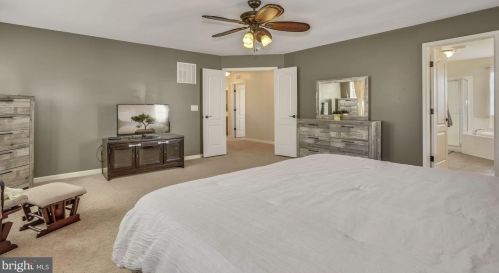 13503 Eagles Rest Dr, Leesburg VA 20176-5035 exterior