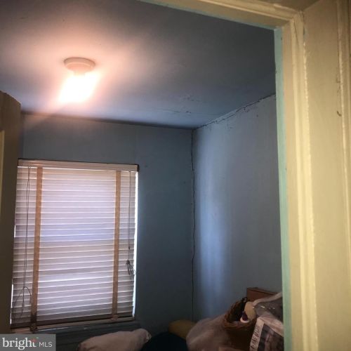 242 Division Ave, Washington, DC 20019-5462