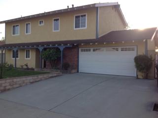 10221 Julie Beth St, Cypress CA  90630-4346 exterior