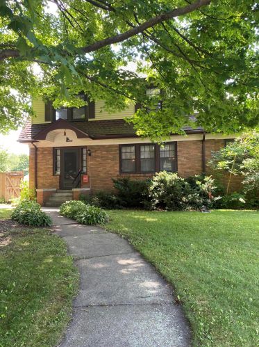 900 Charles St, Watertown, WI 53094-5002