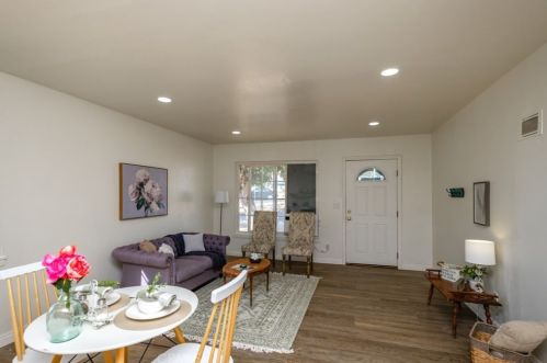 16434 Yucca Ave, Victorville CA  92395-3533 exterior