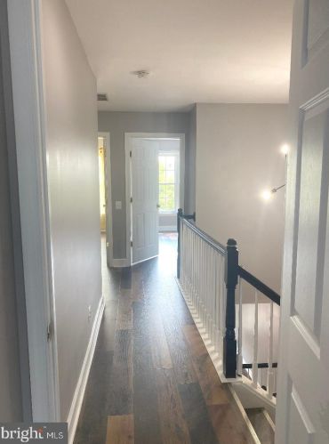 14705 Potomac Branch Dr, Woodbridge VA  22191-4023 exterior