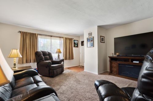 1774 Wayne Rd, Wilmington OH  45177-1050 exterior