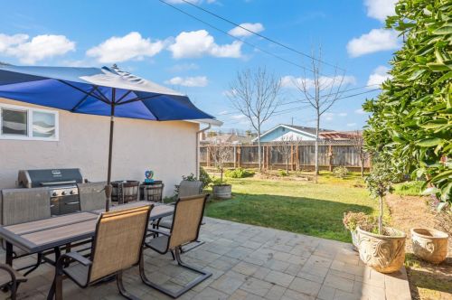 8135 Las Animas Ct, Gilroy CA  95020-4108 exterior