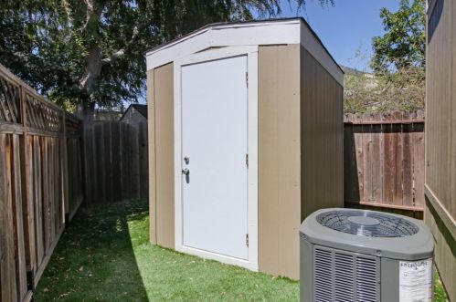 14685 Oka Rd, Los Gatos CA  95032-1921 exterior