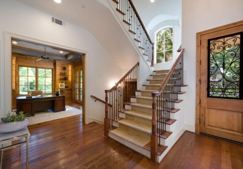 5211 Farquhar Ln, Dallas, TX 75209-2201