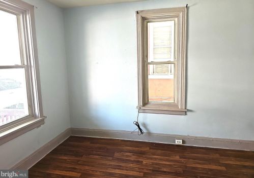 60 12th St, Harrisburg, PA 17103-2201