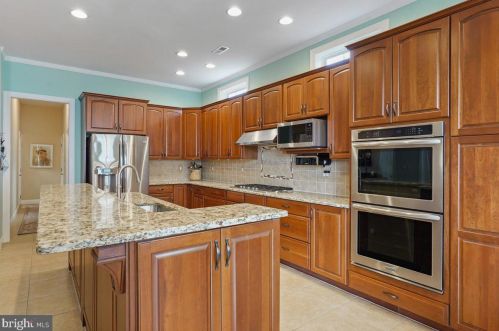 830 Woods End Ct, Collegeville PA  19426-2912 exterior