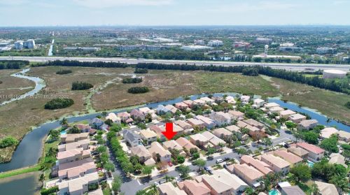 2053 149th Ave, Hollywood FL 33027-4340 exterior