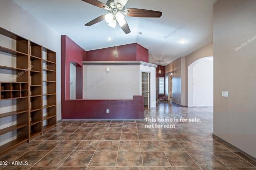 6126 86th Dr, Glendale, AZ 85305-2568