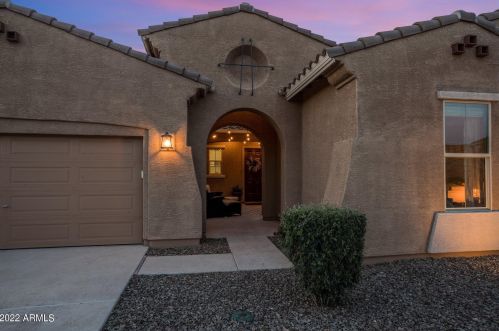 3582 Cassia Ln, Gilbert, AZ 85298-2202
