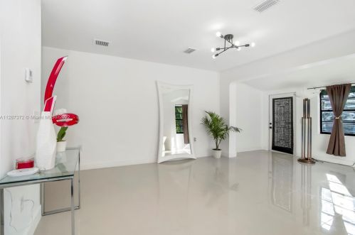 1401 3rd Ave, Dania Beach FL  33004-4214 exterior