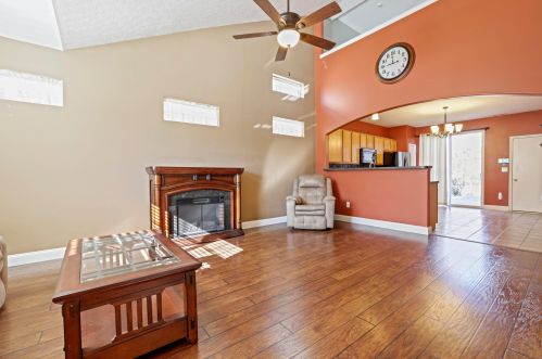 4268 White Spruce Ln, Darbydale, OH 43123-1491