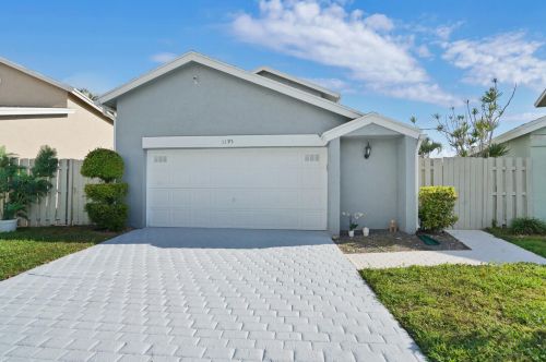 1195 20th Ave, Delray Beach, FL 33445-2549