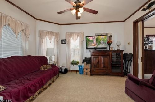8 Madison St, Fredon NJ  07860-2007 exterior