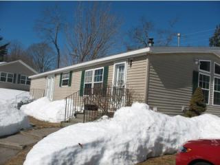 74 Coral Ln, Seabrook, NH 03874-4313