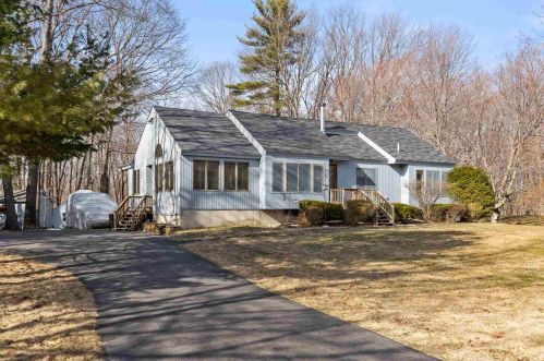 43 Redfield Cir, Derry, NH 03038-4838
