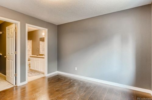 238 Irving St, Denver CO 80211-4539 exterior