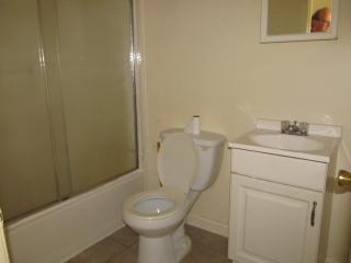 1131 Stratford Ave, Bridgeport CT  06607-1322 exterior