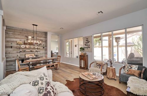 340 Dublin St, Gilbert, AZ 85233-8751