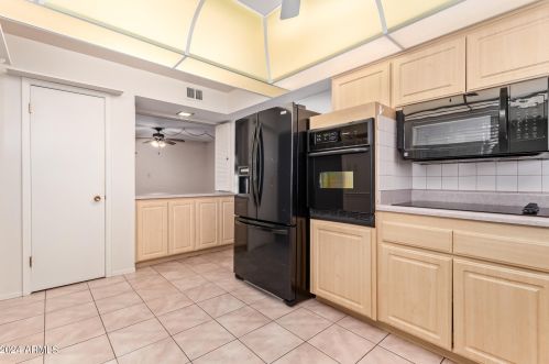 11213 Coggins Dr, Sun City AZ  exterior