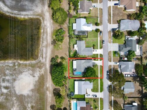1355 Mc Dermott Ln, West Palm Beach, FL 33411-4017